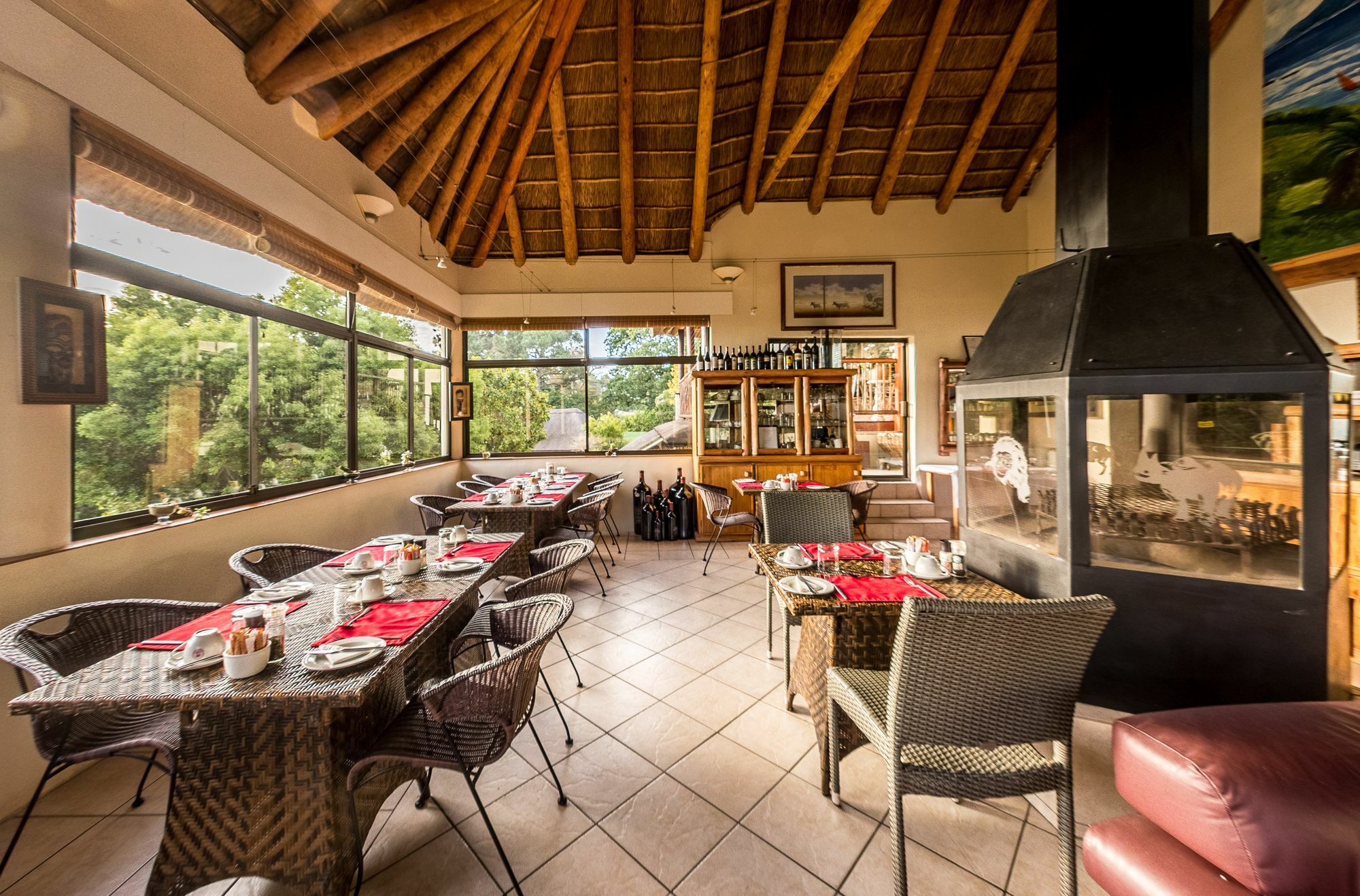 Winelands Villa Guesthouse And Cottages Сомерсет-Уэст Экстерьер фото